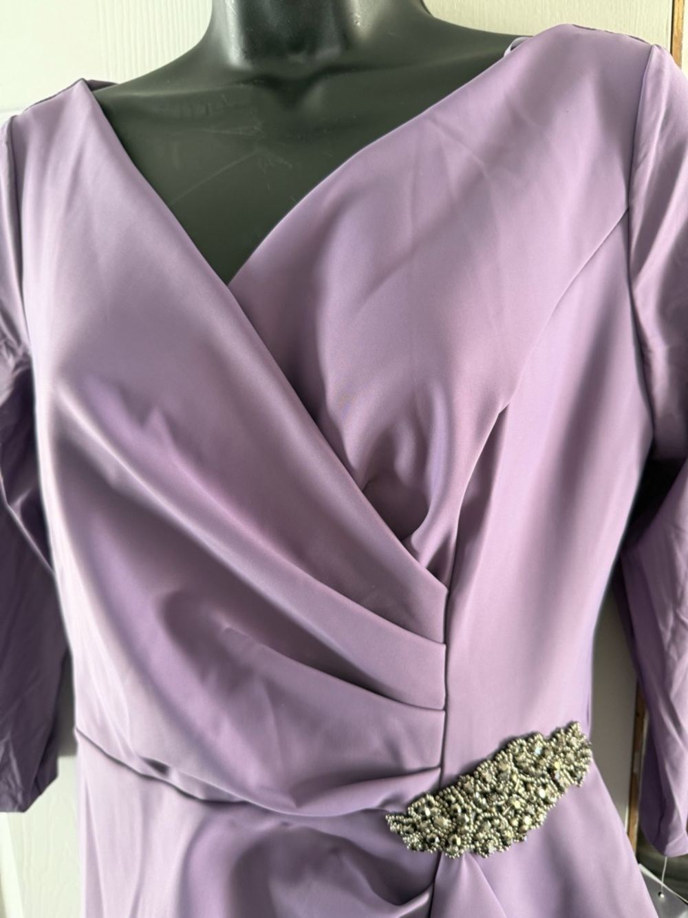 Alex evenings Chloe contour cascade ruffle dress with Embellished Waist size 8